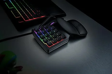 Razer Tartarus V2 Mecha-Membrane Gaming Keypad view 2