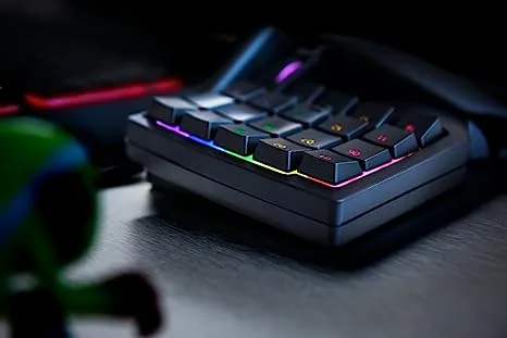 Razer Tartarus V2 Mecha-Membrane Gaming Keypad view 3